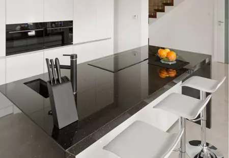 granite-kitchen-top